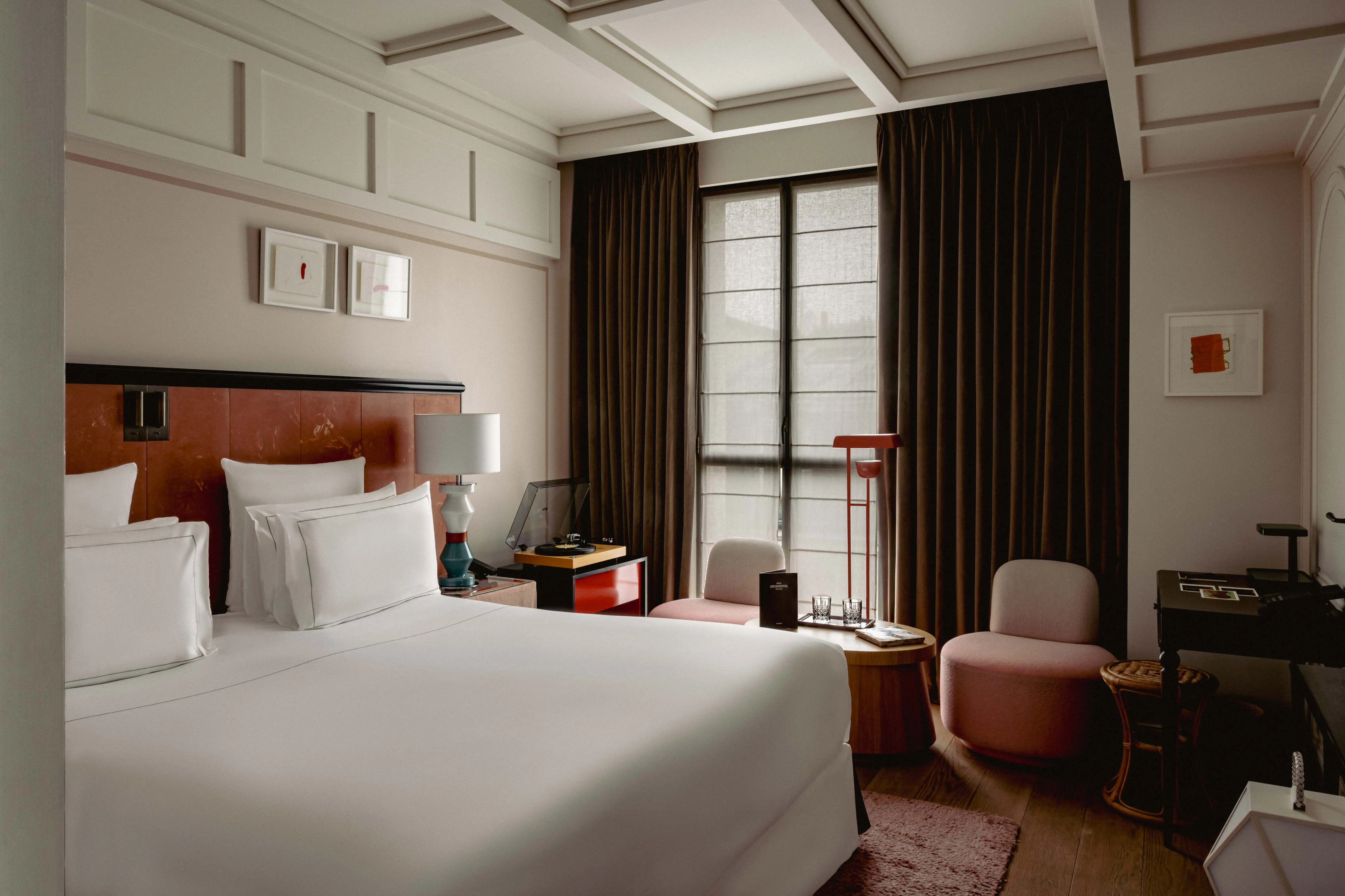 Inspiring photo gallery tour | 5-Star Hotel | In the Marais